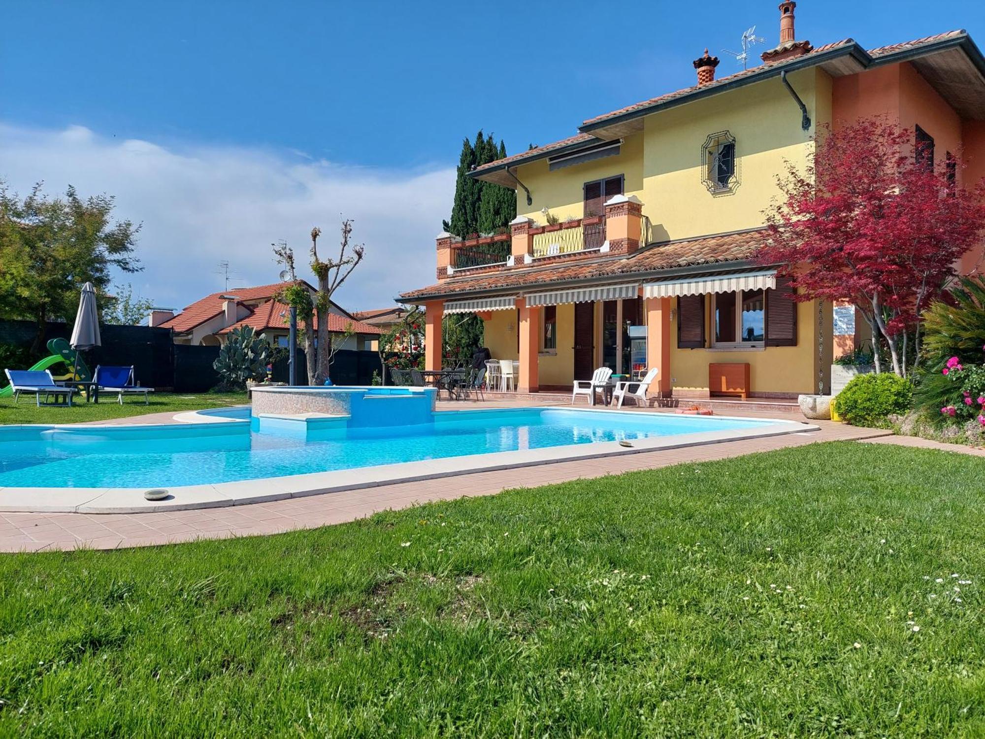 Giulia Bed & Breakfast Desenzano del Garda